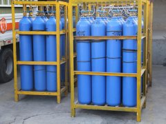氧氣瓶使用時要注意什么